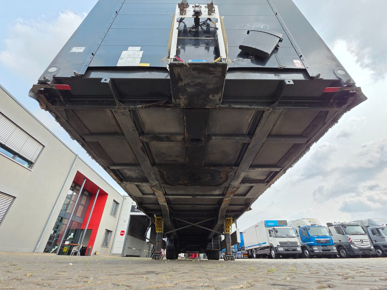 Semirremolque lona Fliegl SZS320 / Hubdach / EDSCHA / Mega: foto 25 Semirremolque lona Fliegl SZS320 / Hubdach / EDSCHA / Mega: foto 25