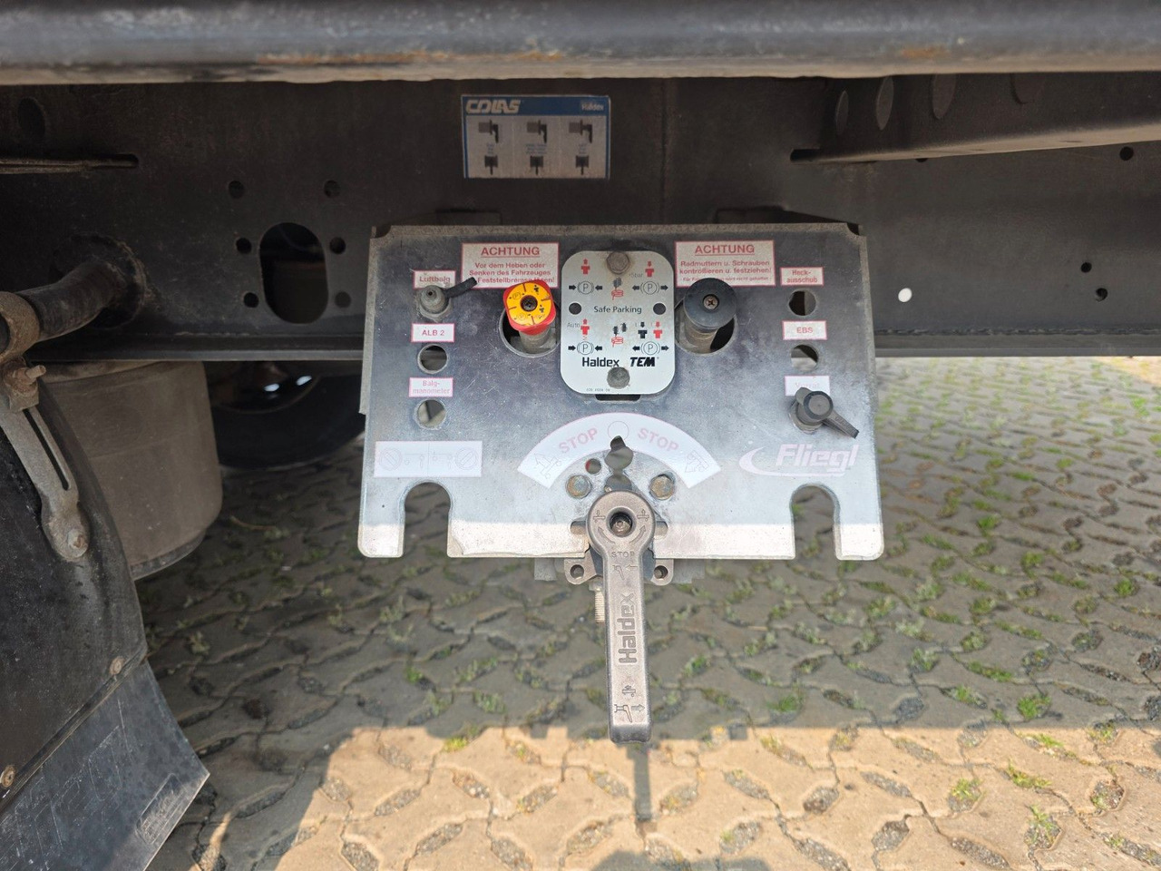 Semirremolque lona Fliegl SZS320 / Hubdach / EDSCHA / Mega: foto 24 Semirremolque lona Fliegl SZS320 / Hubdach / EDSCHA / Mega: foto 24