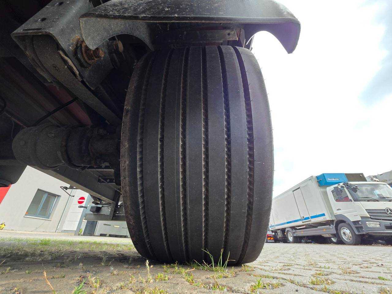 Semirremolque lona Fliegl SZS320 / Hubdach / EDSCHA / Mega: foto 34 Semirremolque lona Fliegl SZS320 / Hubdach / EDSCHA / Mega: foto 34