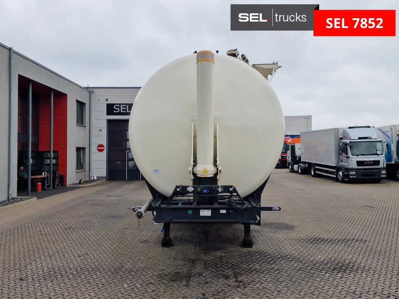 Kässbohrer XS SSK-60 / Kippsilo / Liftachse / 60m3 - Semirremolque silo: foto 2 Kässbohrer XS SSK-60 / Kippsilo / Liftachse / 60m3 - Semirremolque silo: foto 2