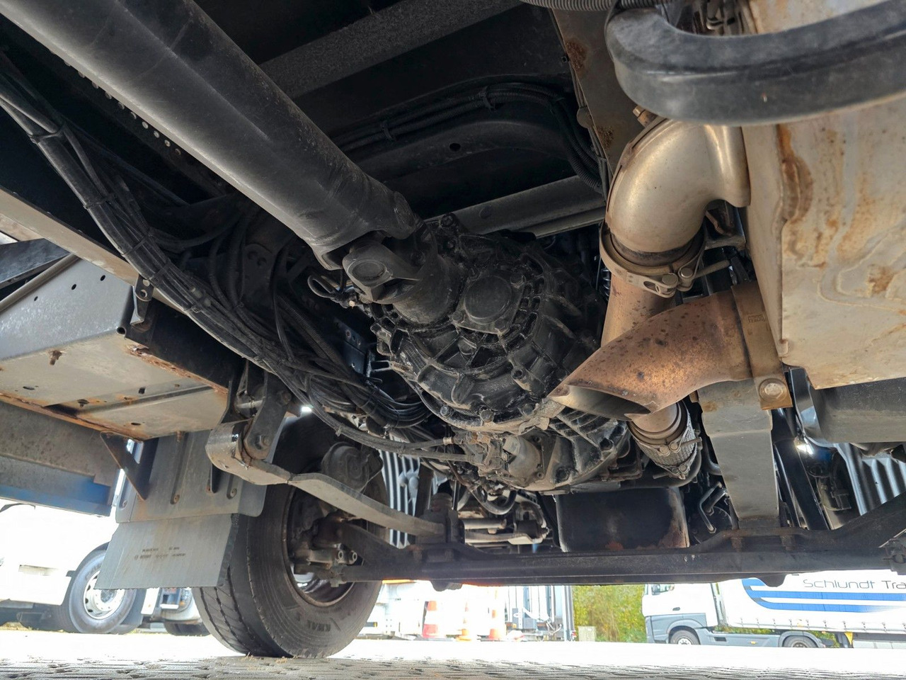 Camión caja cerrada MAN TGL 12.220 4x2 BL / Ladebordwand: foto 21