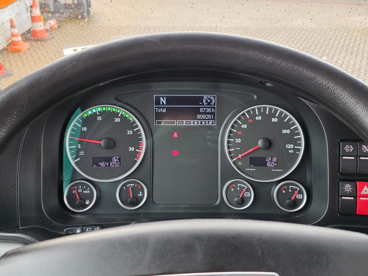 Camión caja cerrada MAN TGL 12.220 4x2 BL / Ladebordwand: foto 36