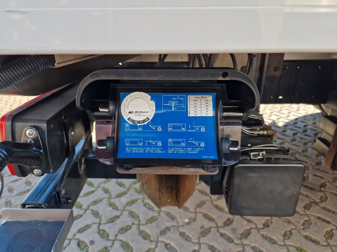 Camión frigorífico MAN TGL 12.250 4X2 BL / Ladebordwand: foto 11 Camión frigorífico MAN TGL 12.250 4X2 BL / Ladebordwand: foto 11