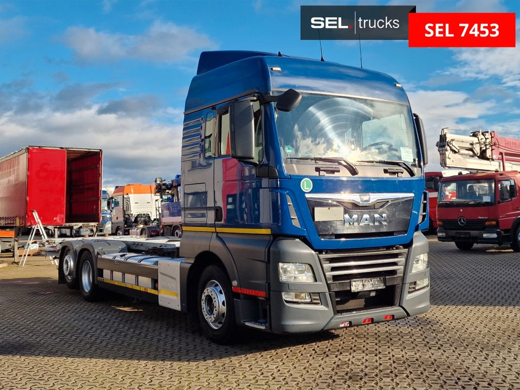 MAN TGX 26.470 6X2-2 LL / Intarder / Ldbw / Euro 6D - Camión portacontenedore/ Intercambiable: foto 3 MAN TGX 26.470 6X2-2 LL / Intarder / Ldbw / Euro 6D - Camión portacontenedore/ Intercambiable: foto 3