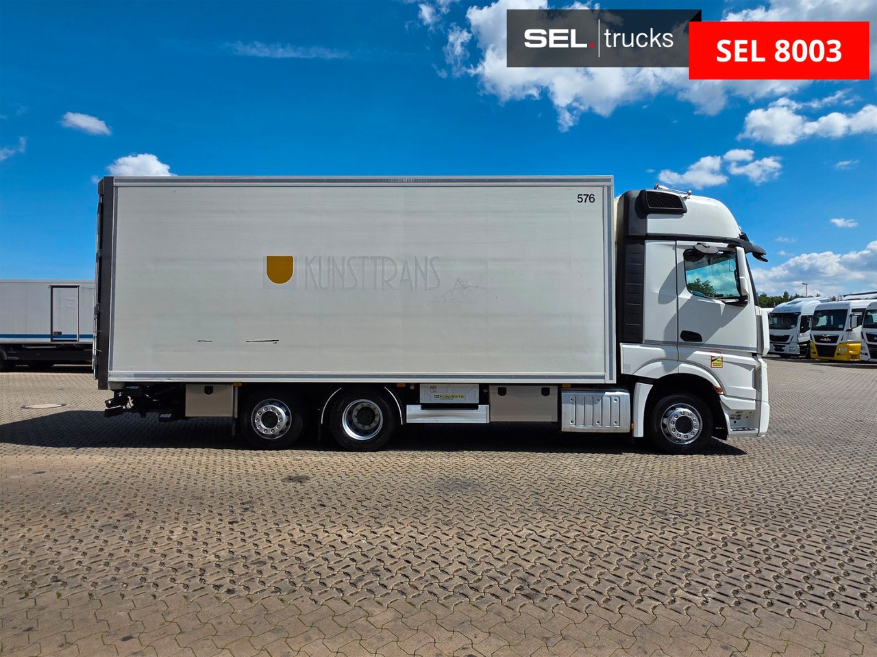 Mercedes-Benz Actros 2551 /Retarder/Ldbw/Konvekta/Lenkachse - Camión caja cerrada: foto 4 Mercedes-Benz Actros 2551 /Retarder/Ldbw/Konvekta/Lenkachse - Camión caja cerrada: foto 4