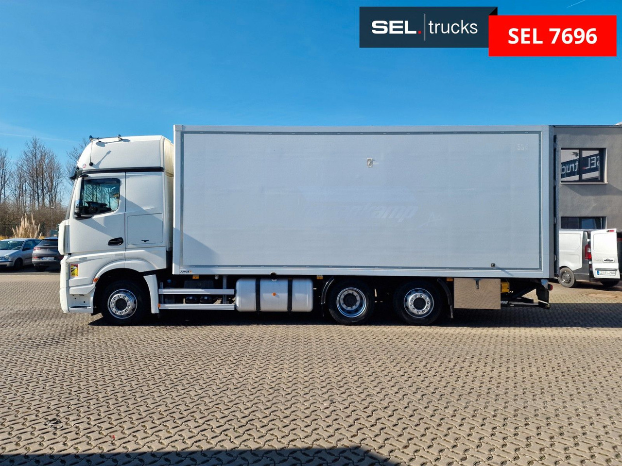 Camión caja cerrada Mercedes-Benz Actros 2643 / Retarder / Ldbw / Lenkachse /: foto 8