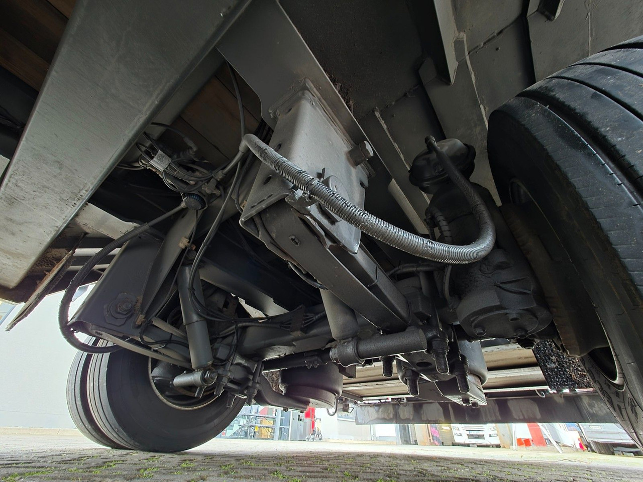 Semirremolque lona Meusburger MPS-3 / Radmulde / Lenk-Liftachse /Verbreiterbar: foto 36