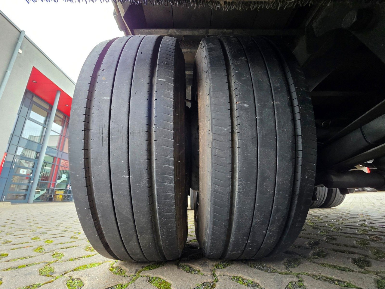 Semirremolque lona Meusburger MPS-3 / Radmulde / Lenk-Liftachse /Verbreiterbar: foto 41