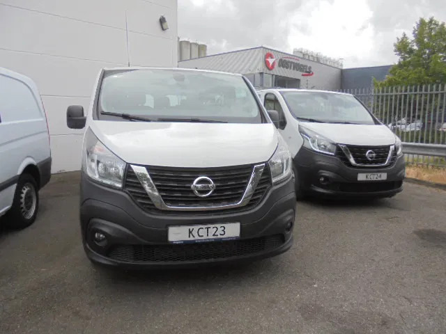 Nissan NV 300 - Autobús: foto 5 Nissan NV 300 - Autobús: foto 5