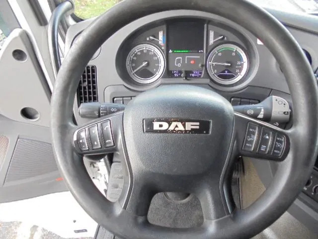 Cabeza tractora DAF XF 440 SPACE CAB: foto 15