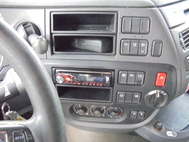 Cabeza tractora DAF XF 440 SPACE CAB: foto 9