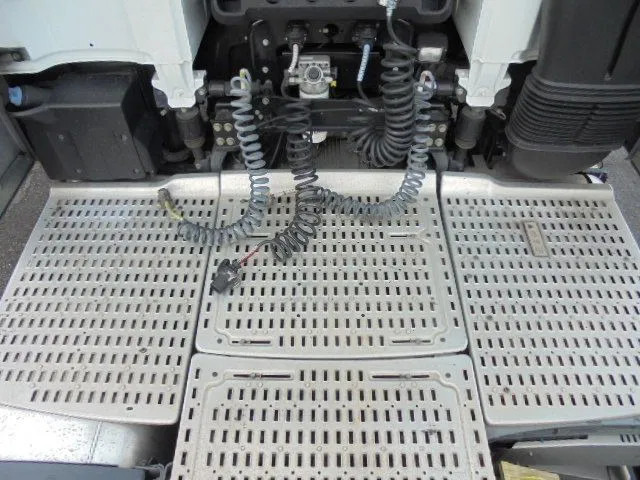 Cabeza tractora DAF XF 440 SPACE CAB: foto 6