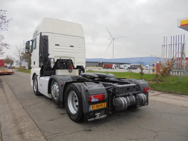 MAN TGX 26.500 6X2 EUR6 SMART TACHO 20X IN STOCK - Cabeza tractora: foto 4 MAN TGX 26.500 6X2 EUR6 SMART TACHO 20X IN STOCK - Cabeza tractora: foto 4