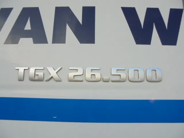 Cabeza tractora MAN TGX 26.500 XXL 6X2 SMART TACHO NL TRUCK 20X IN STOCK: foto 15