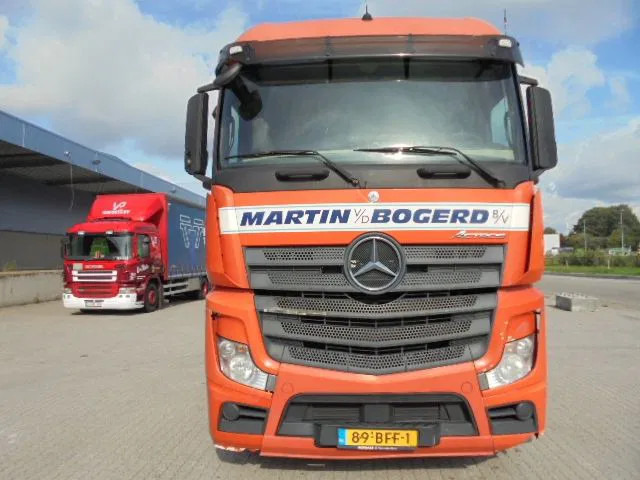 Mercedes-Benz Actros 1840 - Cabeza tractora: foto 4 Mercedes-Benz Actros 1840 - Cabeza tractora: foto 4