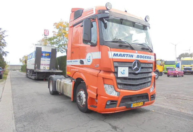 Mercedes-Benz Actros 1842 APK 06-2026 - Cabeza tractora: foto 3 Mercedes-Benz Actros 1842 APK 06-2026 - Cabeza tractora: foto 3