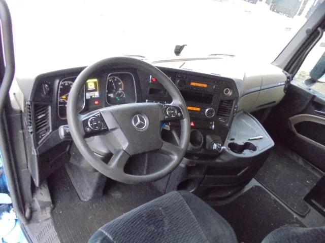 Cabeza tractora Mercedes-Benz Actros 1842 LS EUR6: foto 8