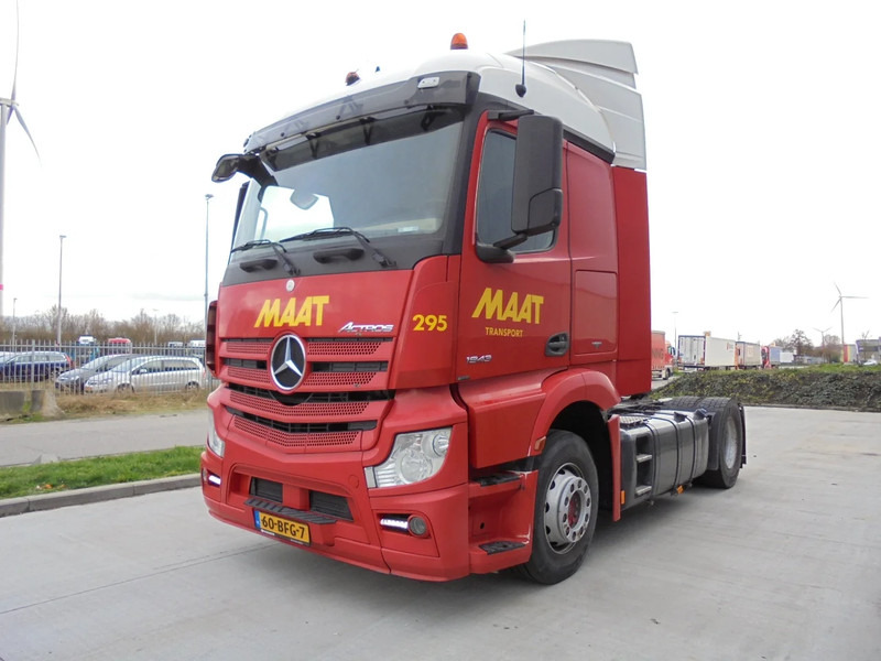Mercedes-Benz Actros 1943 - Cabeza tractora: foto 1 Mercedes-Benz Actros 1943 - Cabeza tractora: foto 1