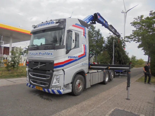 Volvo FH 420 6X2 NL TRUCK - Cabeza tractora: foto 1 Volvo FH 420 6X2 NL TRUCK - Cabeza tractora: foto 1