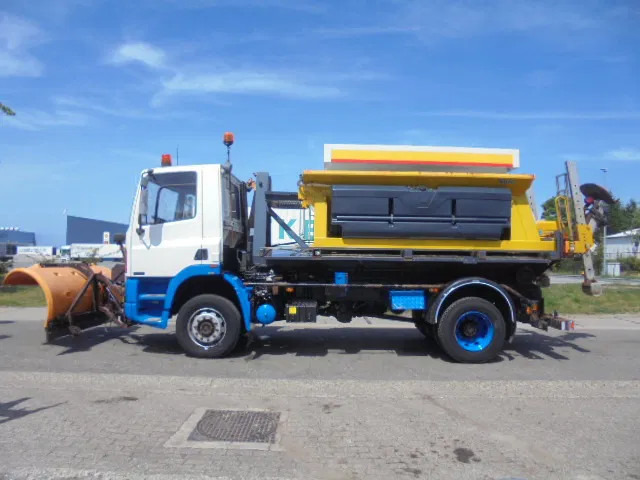 Soplador de nieve DAF 65.210 ATI 4X4 ZOUT + SNEEUW: foto 11