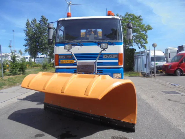 Soplador de nieve DAF 65.210 ATI 4X4 ZOUT + SNEEUW: foto 7