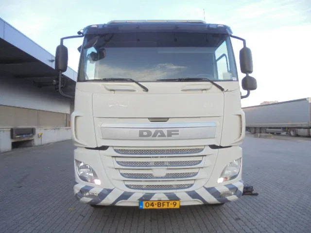 DAF CF 290 NL TRUCK - Camión de basura: foto 2 DAF CF 290 NL TRUCK - Camión de basura: foto 2