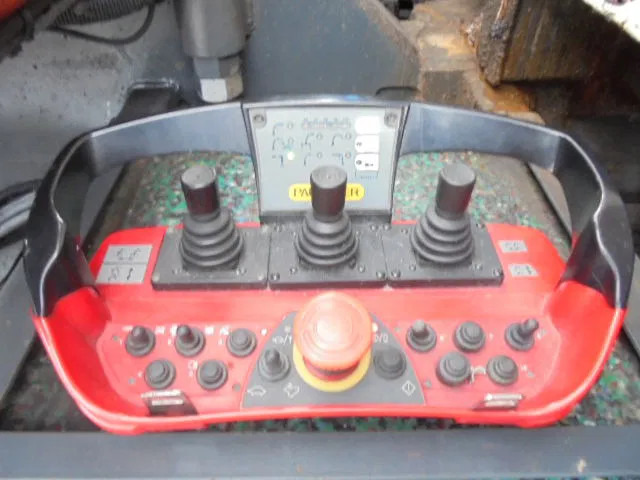 Camión grúa DAF CF 75.250 6X2 EEV NL TRUCK: foto 15 Camión grúa DAF CF 75.250 6X2 EEV NL TRUCK: foto 15