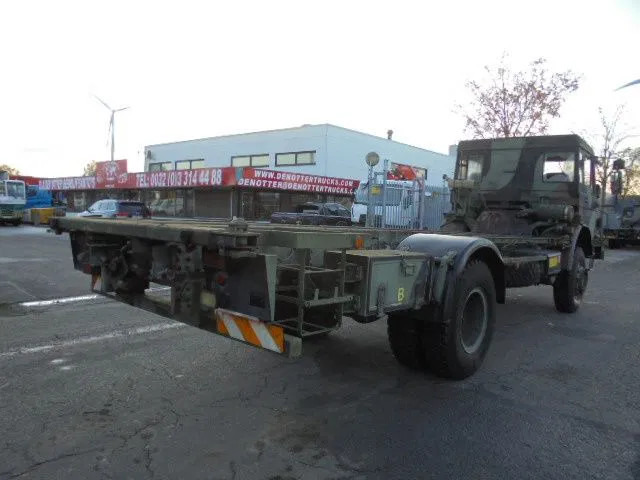 DAF YA 5444 4X4 - Camión portacontenedore/ Intercambiable: foto 4 DAF YA 5444 4X4 - Camión portacontenedore/ Intercambiable: foto 4
