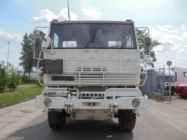 DAF YTZ 2300 6X6 FULL STEEL - Camión caja abierta: foto 2 DAF YTZ 2300 6X6 FULL STEEL - Camión caja abierta: foto 2