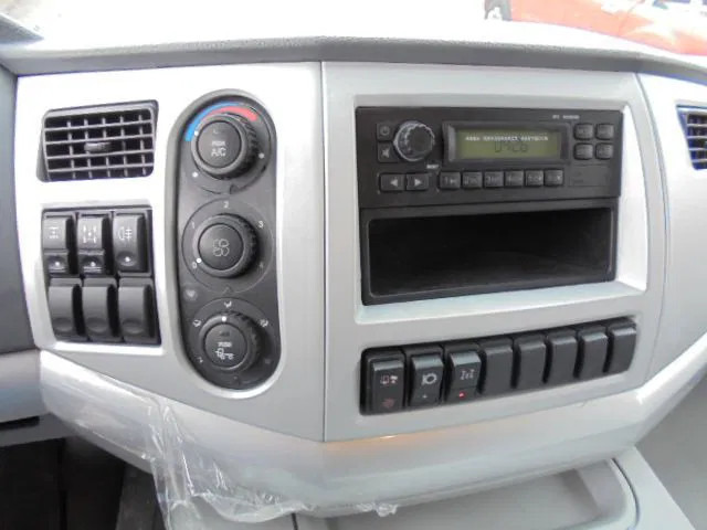 Camión volquete Diversen FOTON DAIMLER TX 3234 6X4 FOTON DAIMLER TX 3234 6X4: foto 8