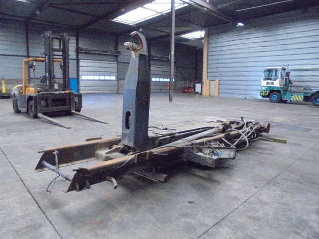 Diversen MILTRA MB 20 PCA - Camión multibasculante: foto 1 Diversen MILTRA MB 20 PCA - Camión multibasculante: foto 1