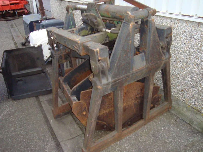 Hiab ALL TYPE YEARS AND PRICES HIAB PALFINGER HMF ATLAS KENNIS EFFER COPMA - Camión grúa: foto 4 Hiab ALL TYPE YEARS AND PRICES HIAB PALFINGER HMF ATLAS KENNIS EFFER COPMA - Camión grúa: foto 4