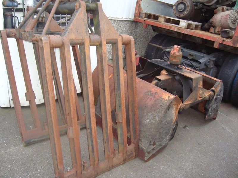 Hiab ALLTYPE YEARS AND PRICES HIAB PALFINGER HMF ATLAS KENNIS - Grúa para camión: foto 5 Hiab ALLTYPE YEARS AND PRICES HIAB PALFINGER HMF ATLAS KENNIS - Grúa para camión: foto 5