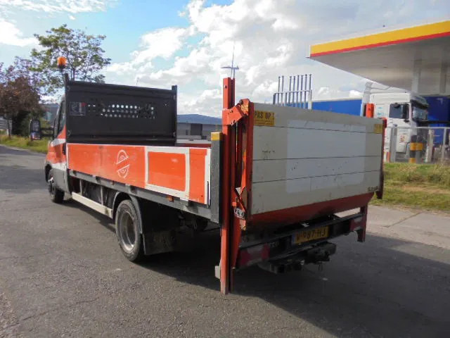 Iveco Daily 35S14 3500KG - Furgoneta caja cerrada: foto 5 Iveco Daily 35S14 3500KG - Furgoneta caja cerrada: foto 5