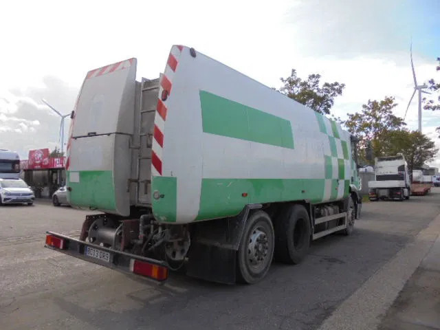 Iveco Stralis 270 WATER TANK - Camión cisterna: foto 4 Iveco Stralis 270 WATER TANK - Camión cisterna: foto 4