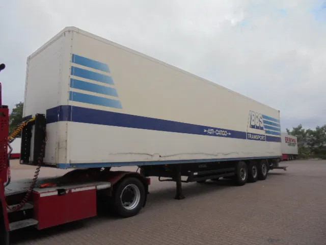Kögel S 24 - Semirremolque caja cerrada: foto 1 Kögel S 24 - Semirremolque caja cerrada: foto 1