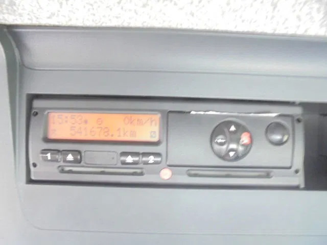 Camión portavehículos MAN TGL 8.180 TGL 8.180 OPRIJWAGEN NL KENTEKEN APK 25-05-2026: foto 13 Camión portavehículos MAN TGL 8.180 TGL 8.180 OPRIJWAGEN NL KENTEKEN APK 25-05-2026: foto 13