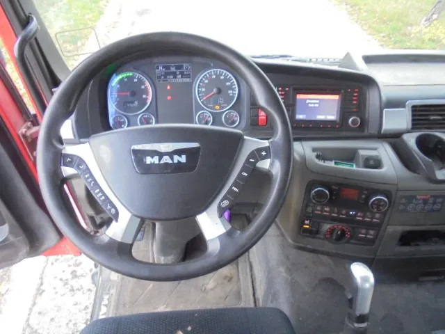 Camión volquete MAN TGS 41.440 8X8 NL TRUCK MANUAL GEARBOX: foto 12 Camión volquete MAN TGS 41.440 8X8 NL TRUCK MANUAL GEARBOX: foto 12