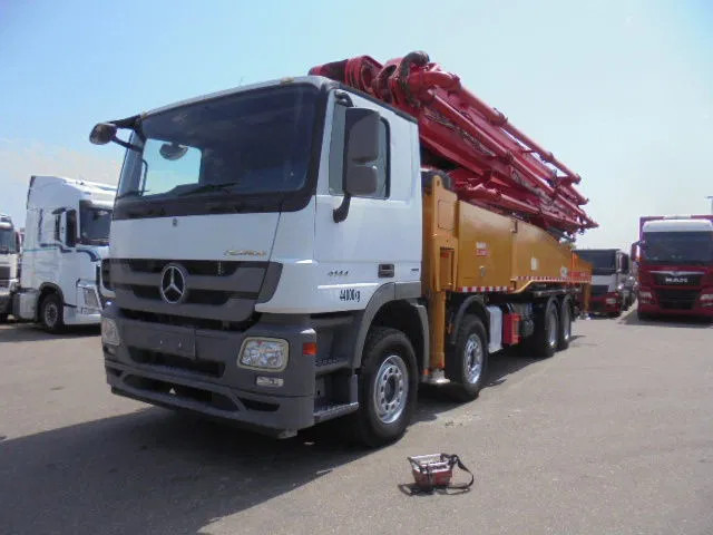 Mercedes-Benz Actros 4144 8X4 SANY 56M BETONPOMP - Bomba de hormigón: foto 2 Mercedes-Benz Actros 4144 8X4 SANY 56M BETONPOMP - Bomba de hormigón: foto 2
