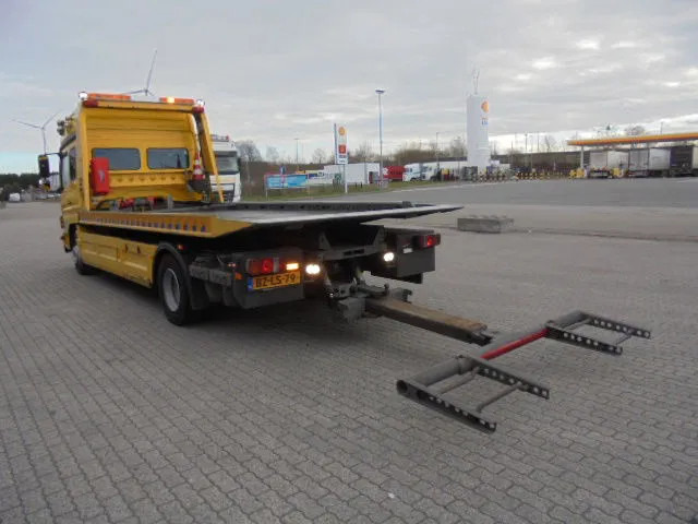 Mercedes-Benz Atego 1224 240 PS NL TRUCK - Grua de remolque autos: foto 4 Mercedes-Benz Atego 1224 240 PS NL TRUCK - Grua de remolque autos: foto 4