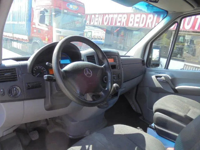 Mercedes-Benz Sprinter 313 FRIGO NL TRUCK - Furgoneta frigorifica: foto 5 Mercedes-Benz Sprinter 313 FRIGO NL TRUCK - Furgoneta frigorifica: foto 5