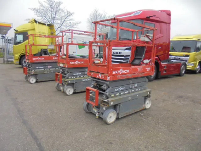 Skyjack SJ III 3219 - Plataforma de tijeras: foto 1 Skyjack SJ III 3219 - Plataforma de tijeras: foto 1
