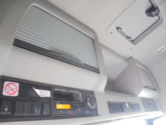Camión lona Volvo FH 420 6X2 NL TRUCK: foto 19
