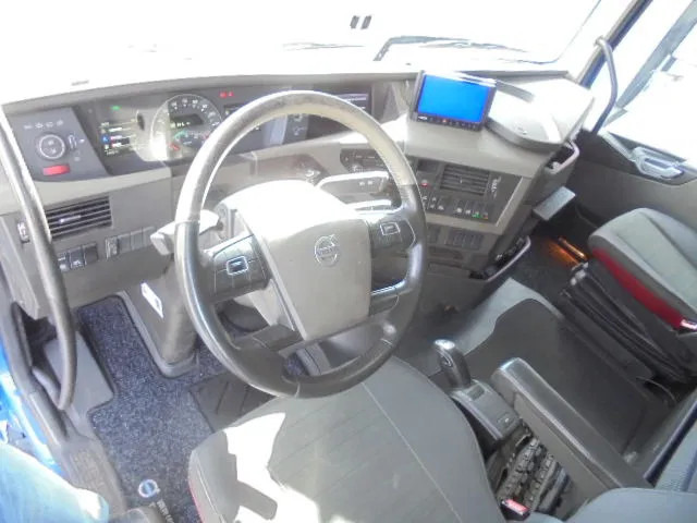 Leasing de Volvo FH 460 6X2 + HIAB 422E6 NL TRUCK Volvo FH 460 6X2 + HIAB 422E6 NL TRUCK: foto 11