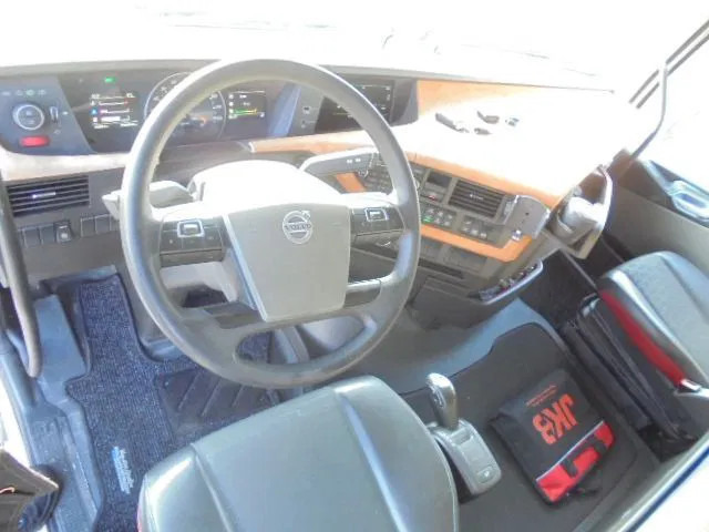 Camión grúa Volvo FH 460 FH 460 8X2 NL TRUCK APK-TUV GEKEURD 10-10-2026: foto 20 Camión grúa Volvo FH 460 FH 460 8X2 NL TRUCK APK-TUV GEKEURD 10-10-2026: foto 20