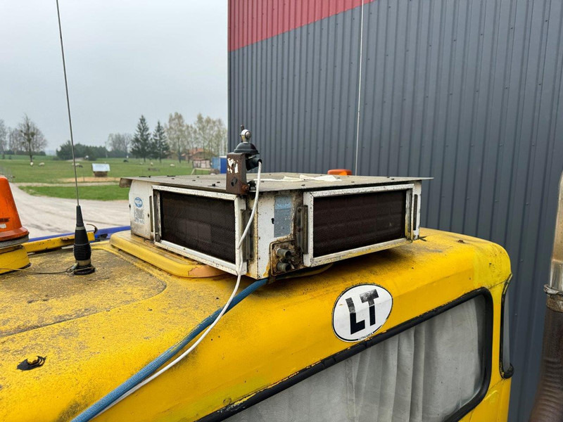 Cabeza tractora Volvo N12, N1225: foto 11