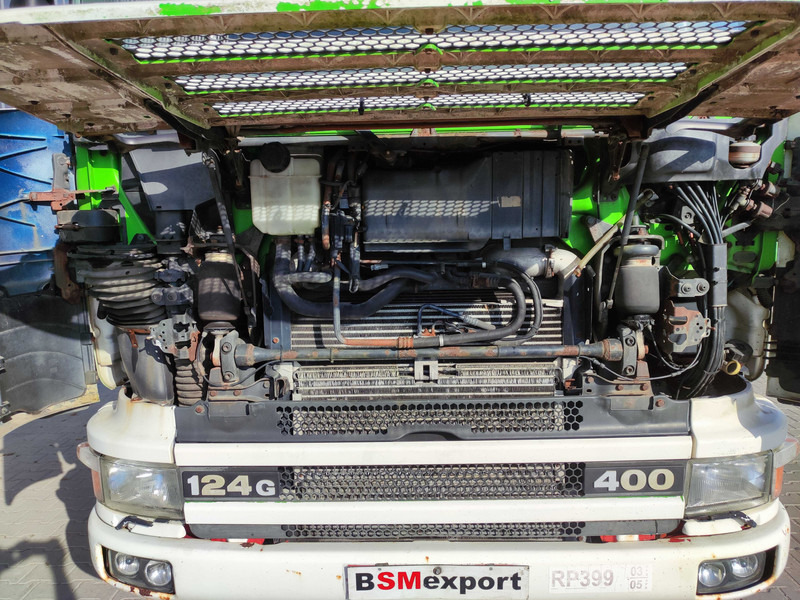 Camión portavehículos Scania 124 car transporter: foto 19