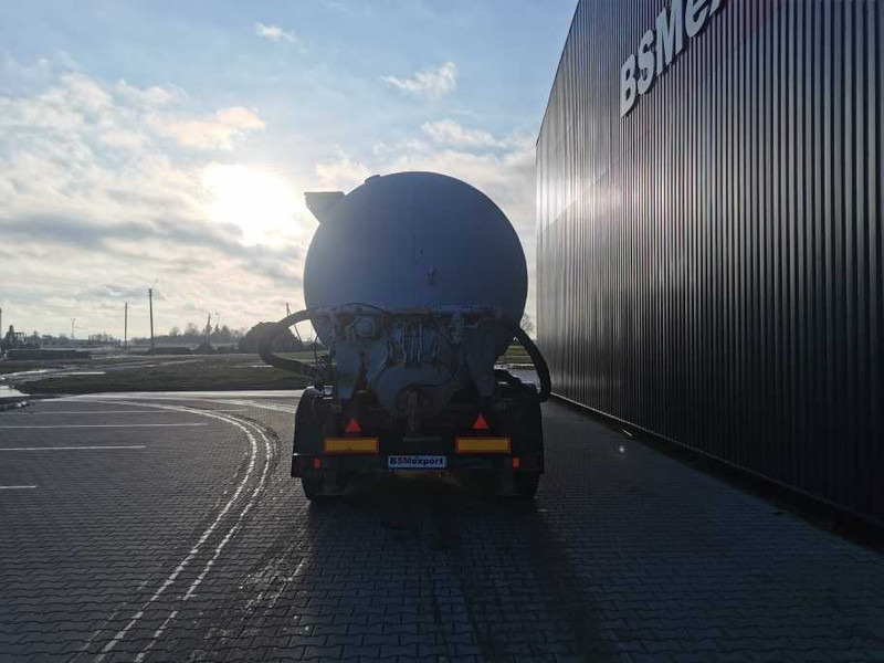 THOMPSON CARMICHAEL TT3521 cement tank trailer - Semirremolque cisterna: foto 4 THOMPSON CARMICHAEL TT3521 cement tank trailer - Semirremolque cisterna: foto 4