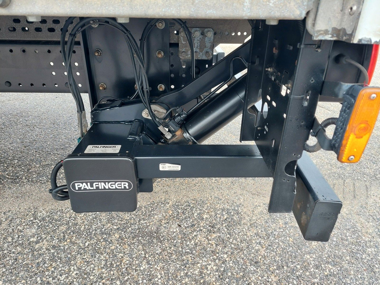 Leasing de MAN TGL 12.250 BL 4x2 MAN TGL 12.250 BL 4x2: foto 14 Leasing de MAN TGL 12.250 BL 4x2 MAN TGL 12.250 BL 4x2: foto 14