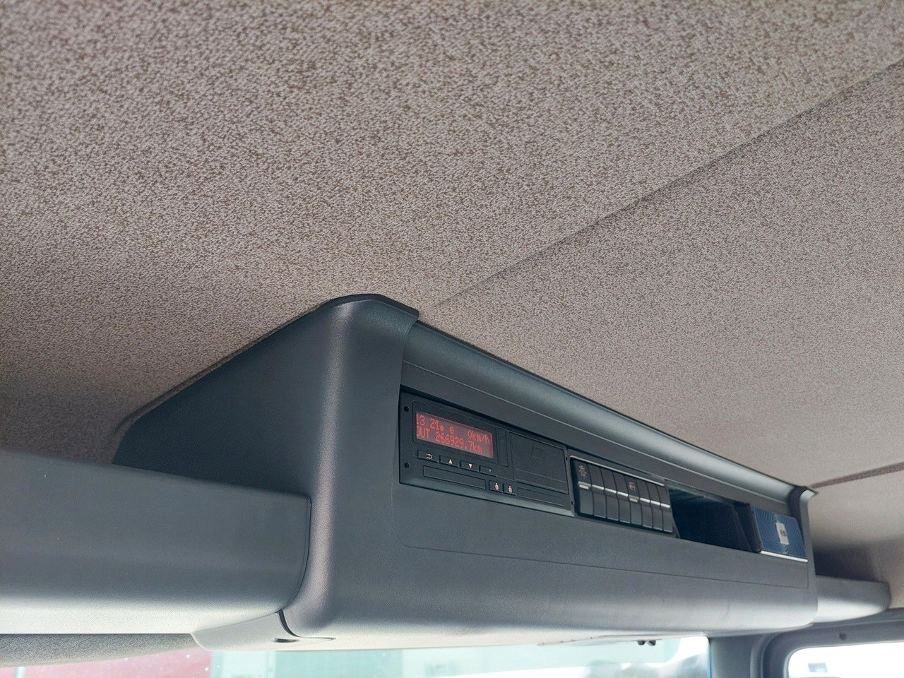 Leasing de MAN TGL 12.250 BL 4x2 MAN TGL 12.250 BL 4x2: foto 35 Leasing de MAN TGL 12.250 BL 4x2 MAN TGL 12.250 BL 4x2: foto 35